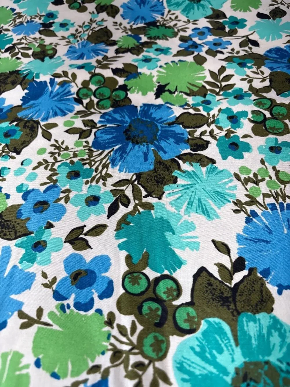 Dupont Upholstery Fabric Floral Print 1/2 yard x 46